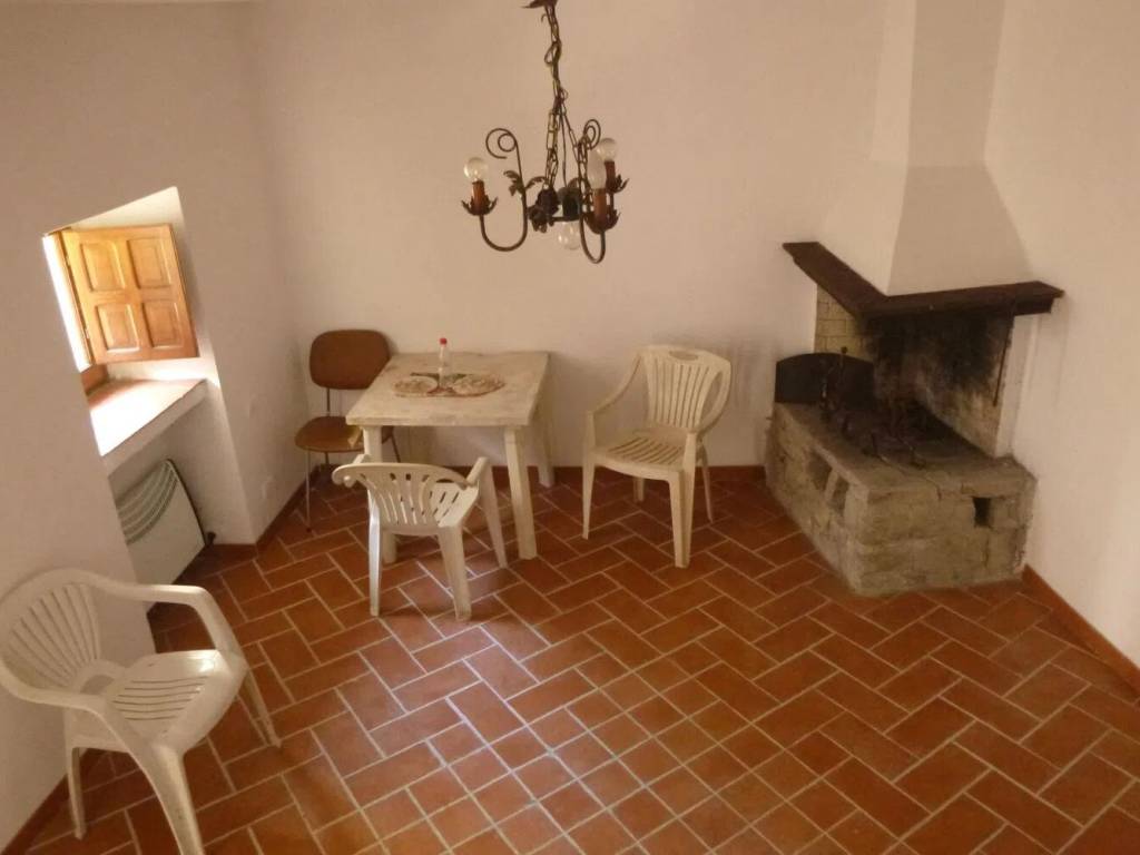 casa indipendente in vendita a Casola in Lunigiana in zona Codiponte