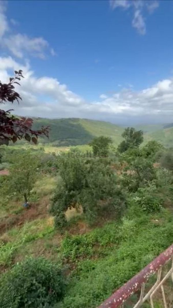 casa indipendente in vendita a Casola in Lunigiana