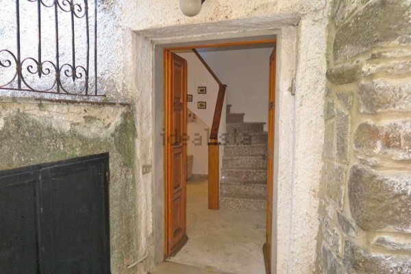 attico in vendita a Casola in Lunigiana in zona Casciana