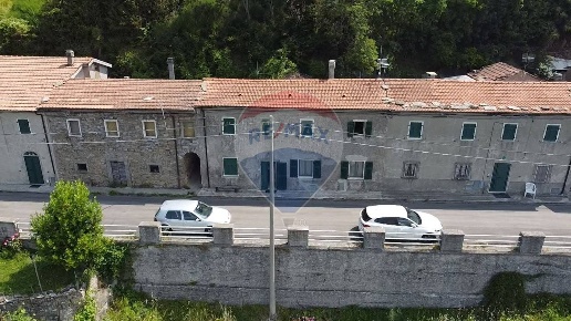 casa indipendente in vendita a Casola in Lunigiana in zona Ugliancaldo