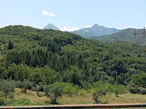 casa indipendente in vendita a Casola in Lunigiana in zona Vigneta