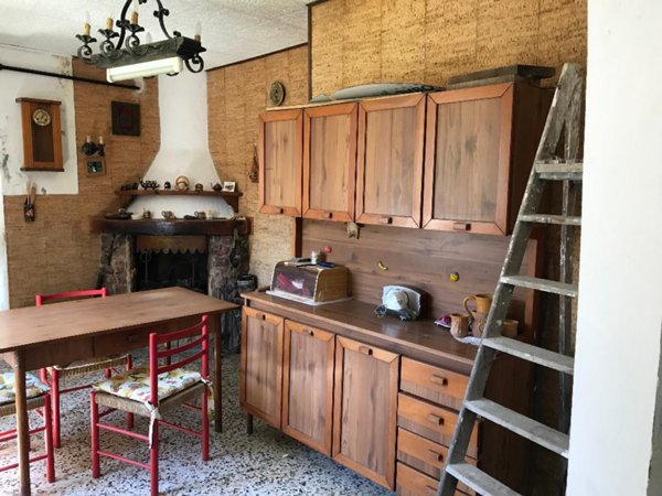 appartamento in vendita a Casola in Lunigiana in zona Ugliancaldo