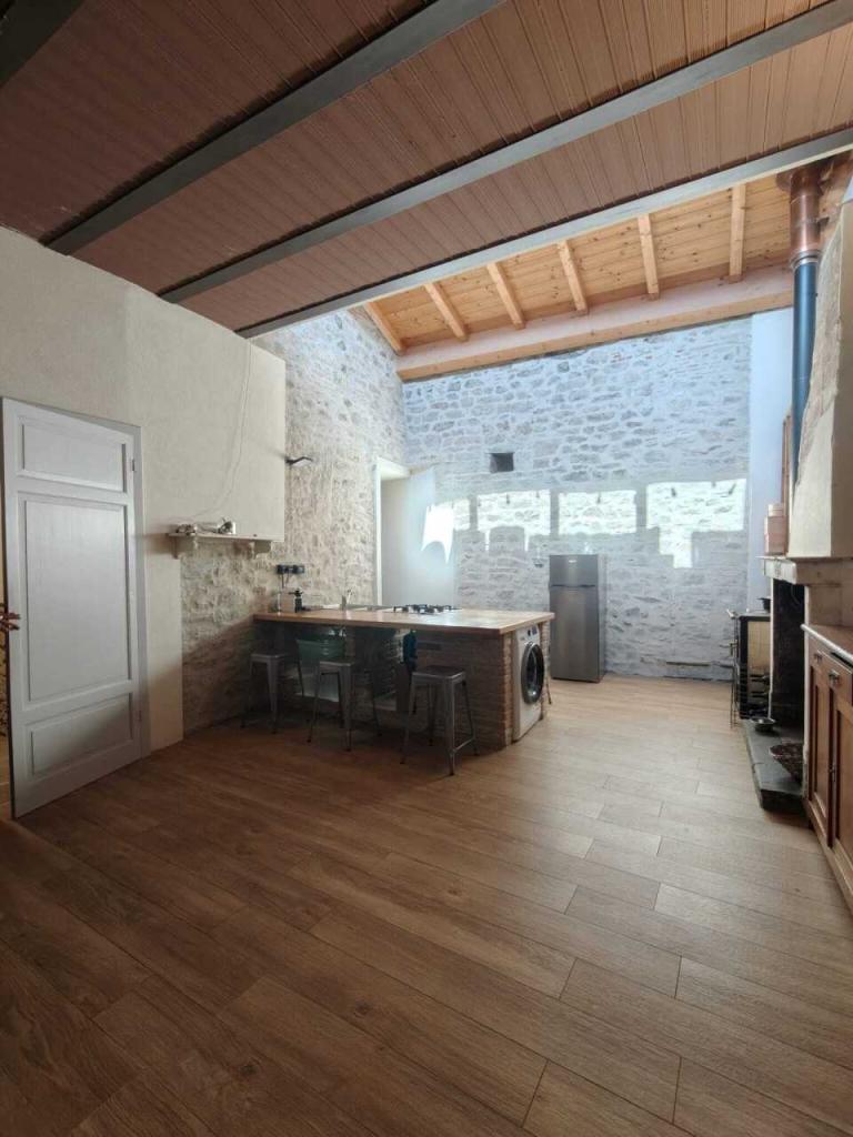 casa indipendente in vendita a Casola in Lunigiana