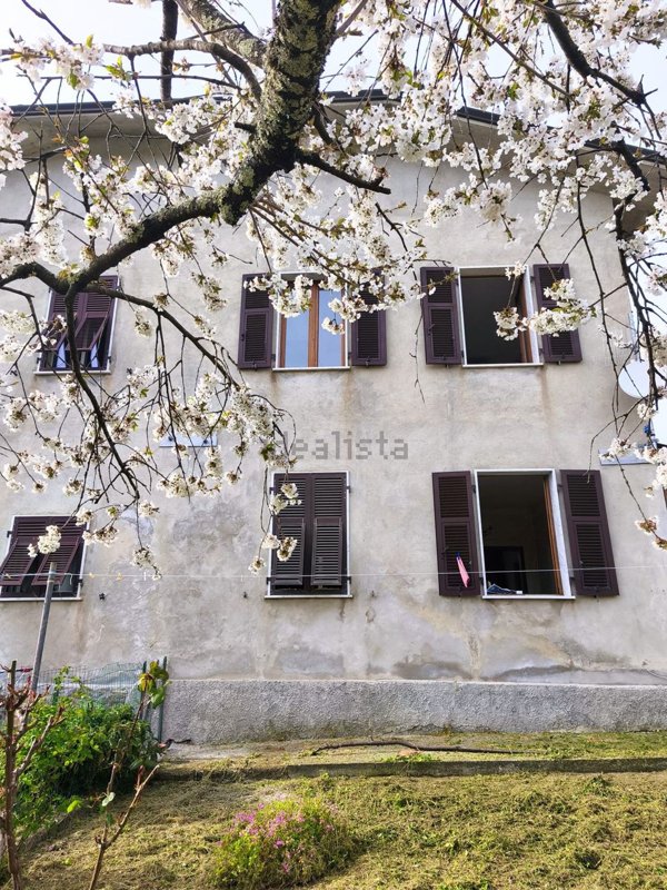 casa indipendente in vendita a Casola in Lunigiana