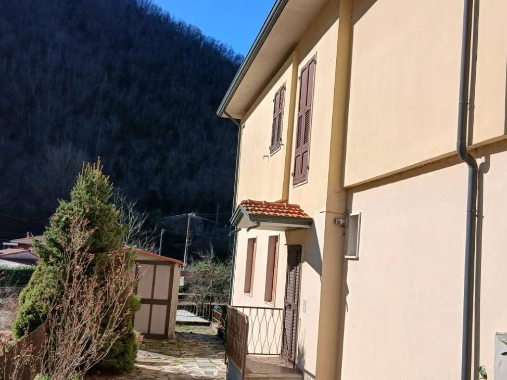 appartamento in vendita a Casola in Lunigiana