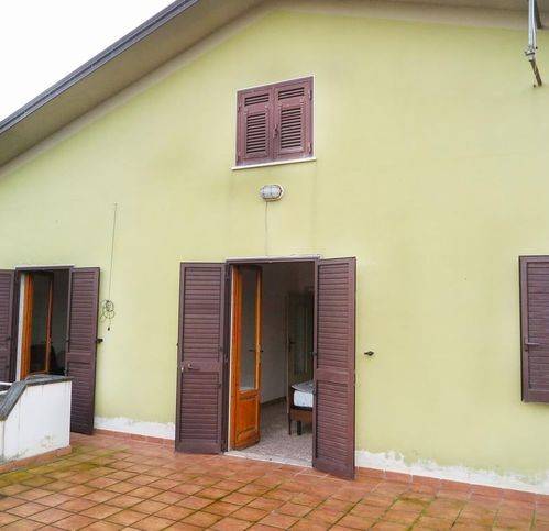 casa indipendente in vendita a Casola in Lunigiana in zona Argigliano