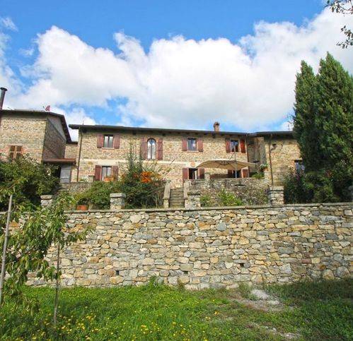 casa indipendente in vendita a Casola in Lunigiana in zona Luscignano