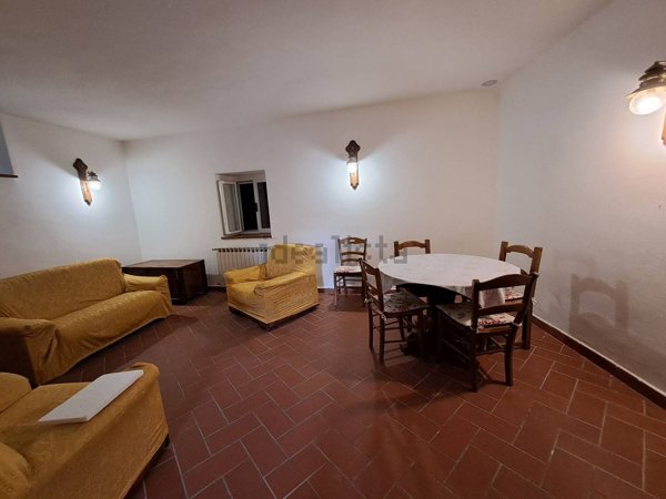 casa indipendente in vendita a Comano