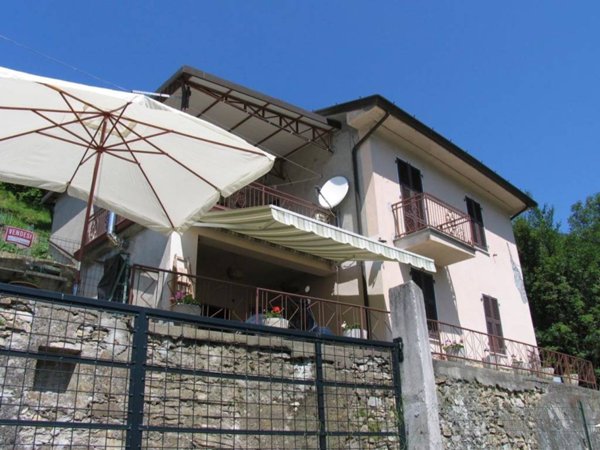casa indipendente in vendita a Comano