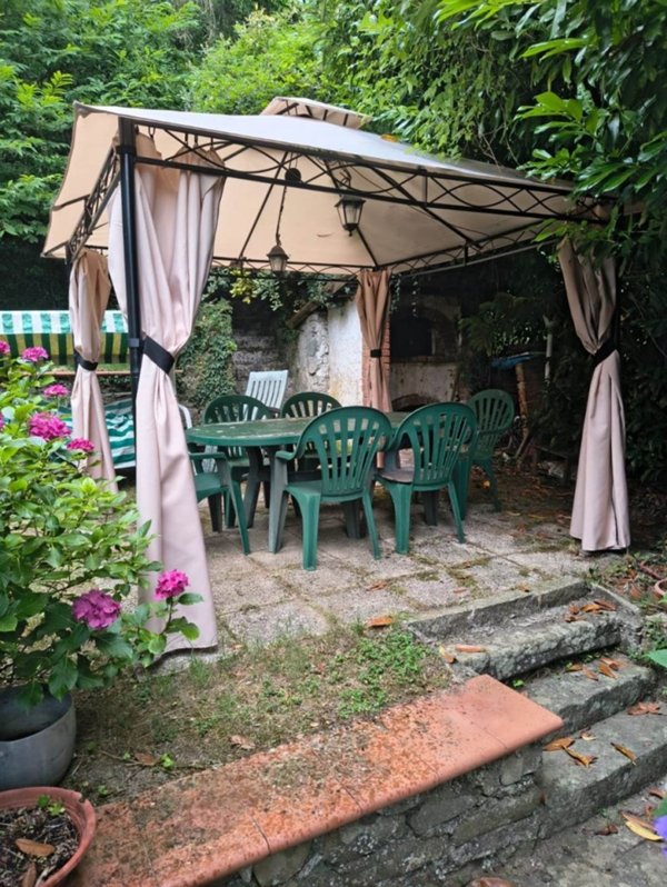 casa indipendente in vendita a Comano