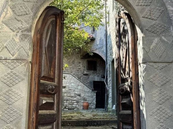 casa indipendente in vendita a Comano