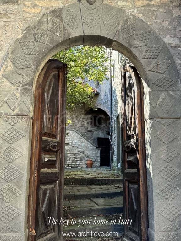 casa indipendente in vendita a Comano