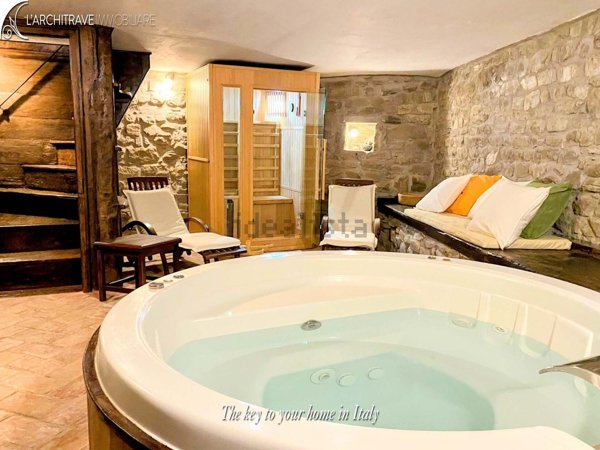 casa indipendente in vendita a Comano