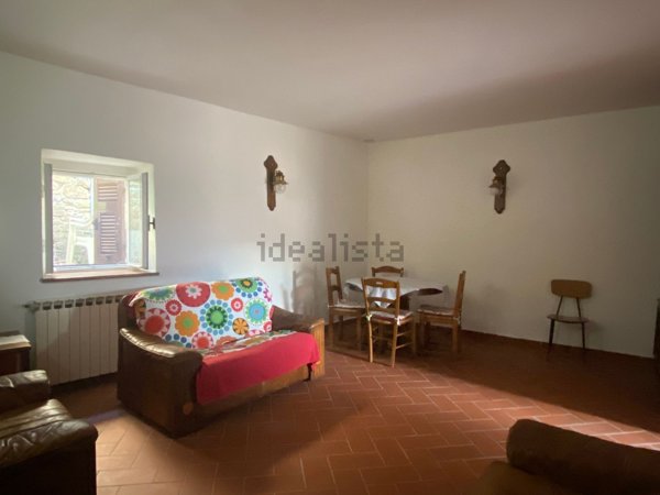 casa indipendente in vendita a Comano