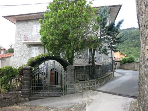casa semindipendente in vendita a Comano