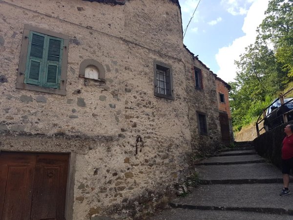 casa indipendente in vendita a Comano