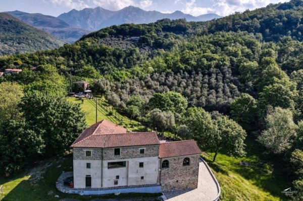 casa indipendente in vendita a Filattiera