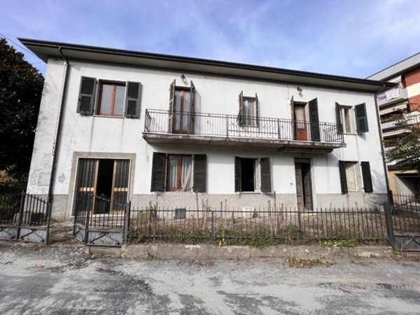 casa semindipendente in vendita a Filattiera