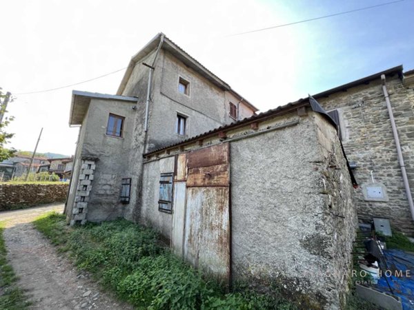 casa indipendente in vendita a Filattiera