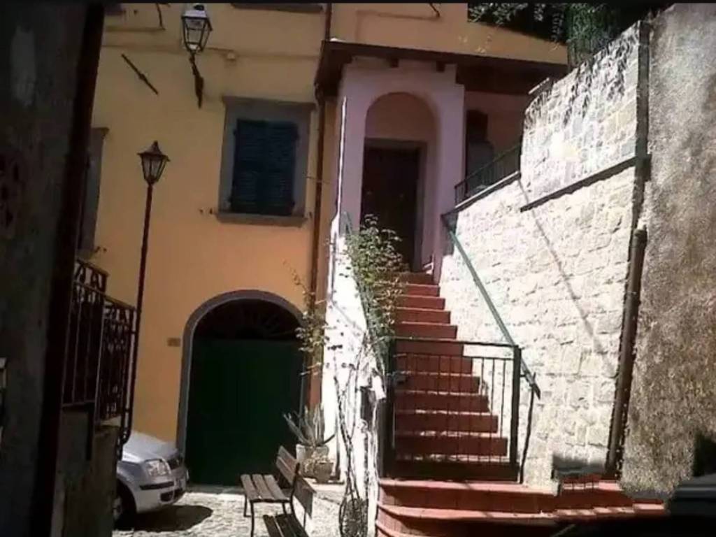 appartamento in vendita a Filattiera