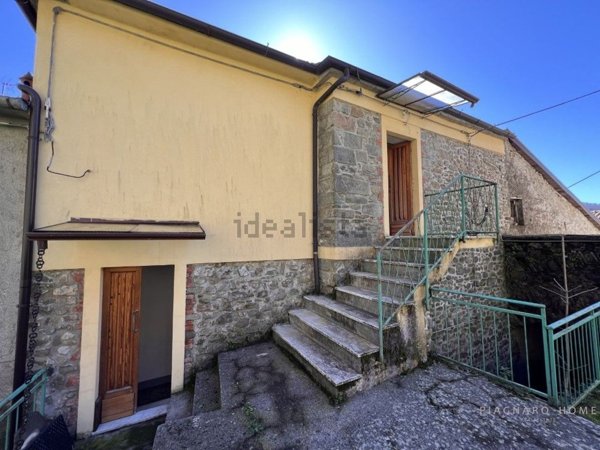 quadrivano in vendita a Filattiera