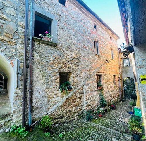 casa indipendente in vendita a Filattiera