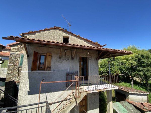 appartamento in vendita a Filattiera