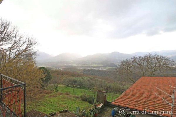 casa indipendente in vendita a Filattiera
