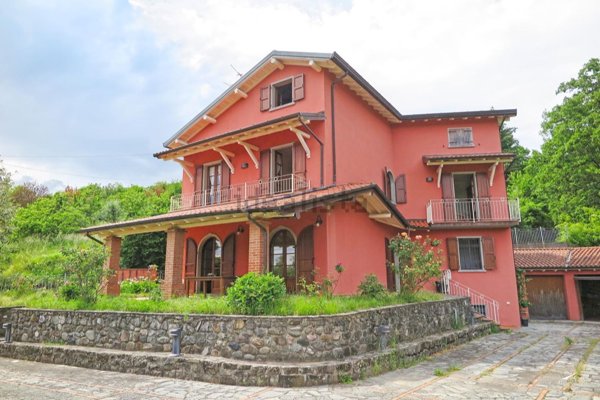 casa indipendente in vendita a Filattiera