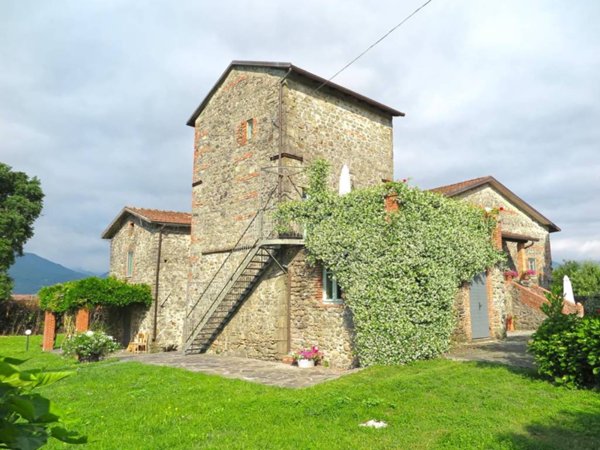 casa indipendente in vendita a Filattiera