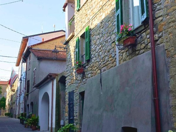 casa indipendente in vendita a Filattiera