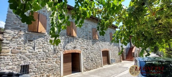casale in vendita a Filattiera