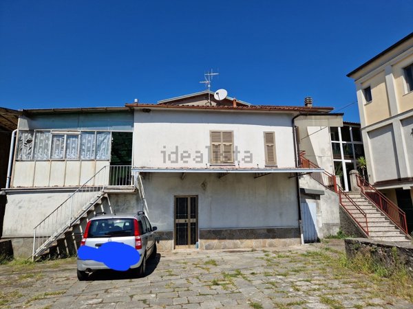 appartamento in vendita a Filattiera