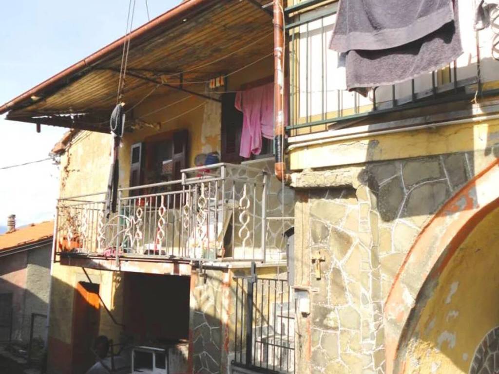 casa indipendente in vendita a Filattiera