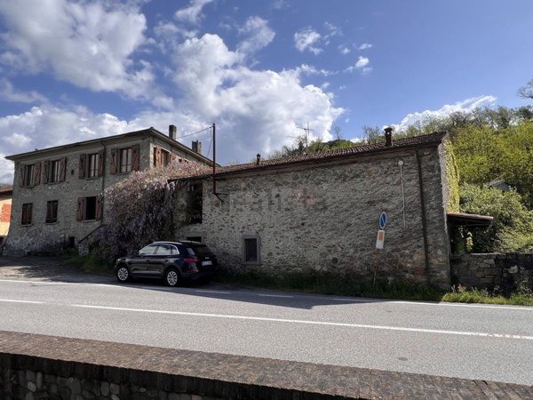 casale in vendita a Filattiera