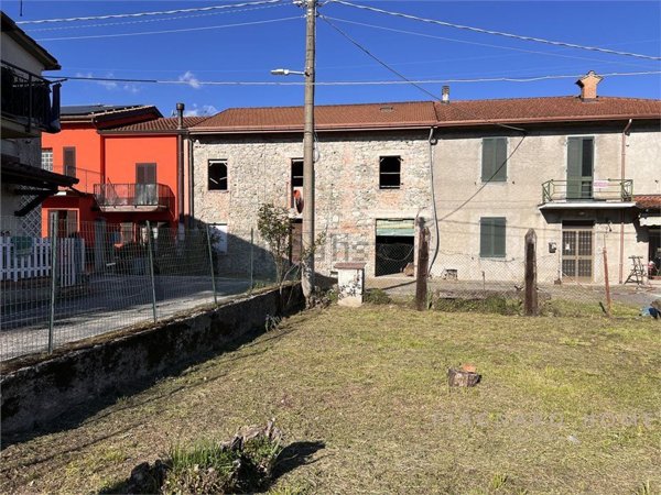 appartamento in vendita a Filattiera