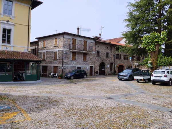 casa indipendente in vendita a Filattiera