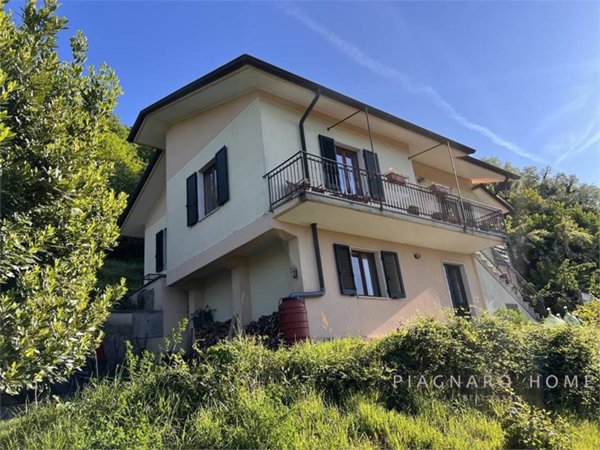 casa indipendente in vendita a Filattiera