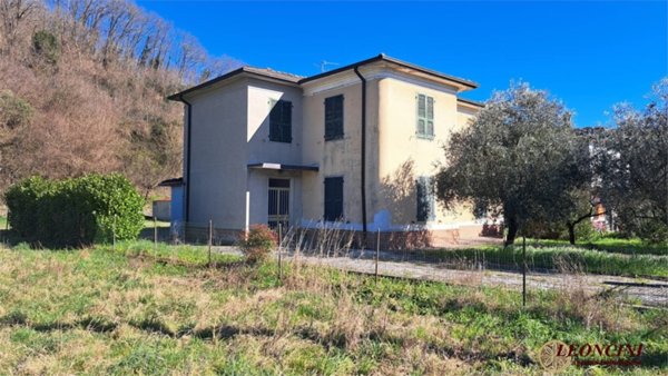 casa indipendente in vendita a Filattiera