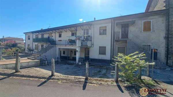appartamento in vendita a Filattiera in zona Caprio