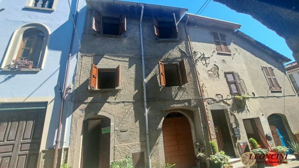 casa indipendente in vendita a Filattiera