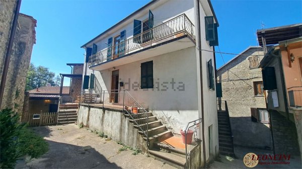 casa indipendente in vendita a Filattiera
