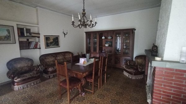 casa semindipendente in vendita a Fivizzano in zona San Terenzo