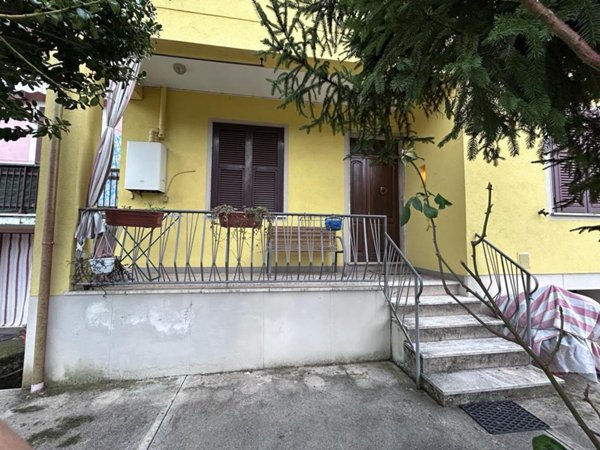 casa indipendente in vendita a Fivizzano in zona Rometta