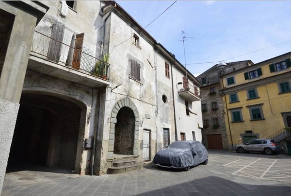 appartamento in vendita a Fivizzano in zona Gragnola