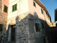 casa indipendente in vendita a Fivizzano