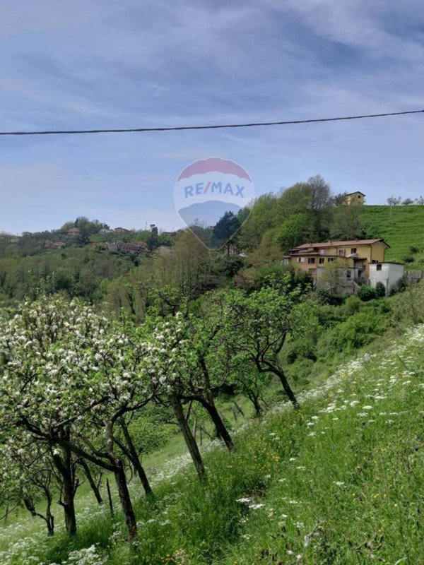 appartamento in vendita a Fivizzano in zona San Terenzo