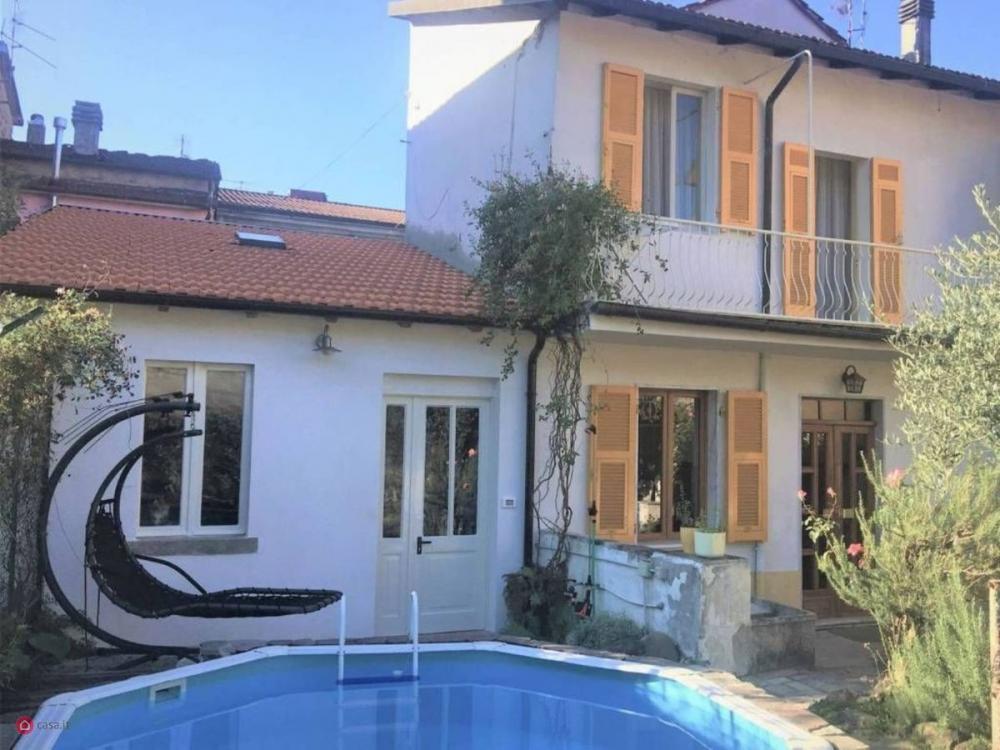 casa indipendente in vendita a Fivizzano in zona Gragnola