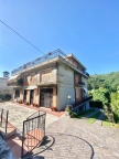 casa indipendente in vendita a Fivizzano in zona Equi Terme