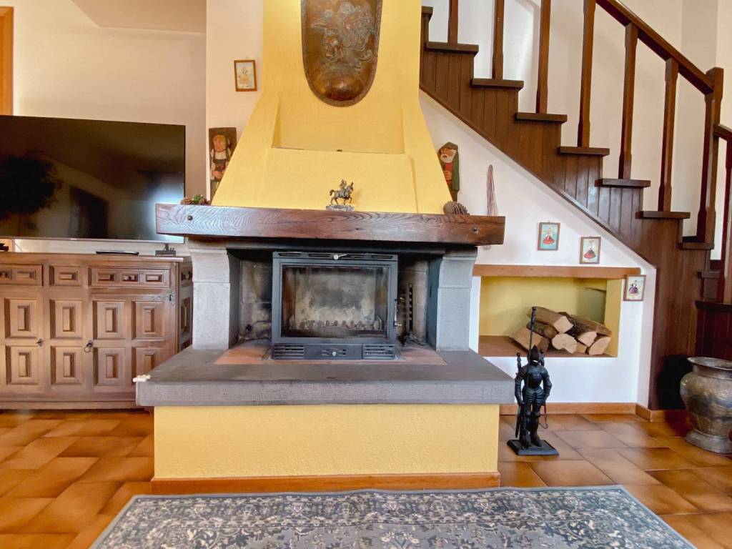 casa indipendente in vendita a Fivizzano